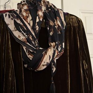 J Jill Elegant Floral Scarf with Tassels